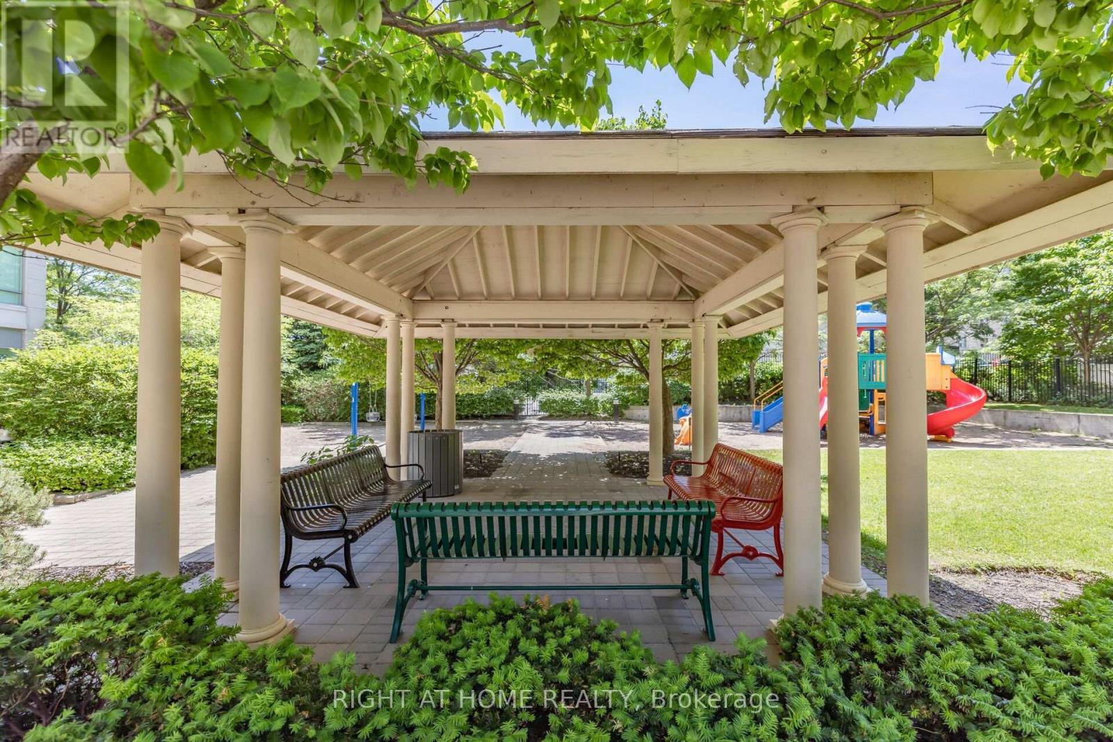 503 - 3504 Hurontario Street, Mississauga, Ontario  L5B 0B9 - Photo 40 - W12500886