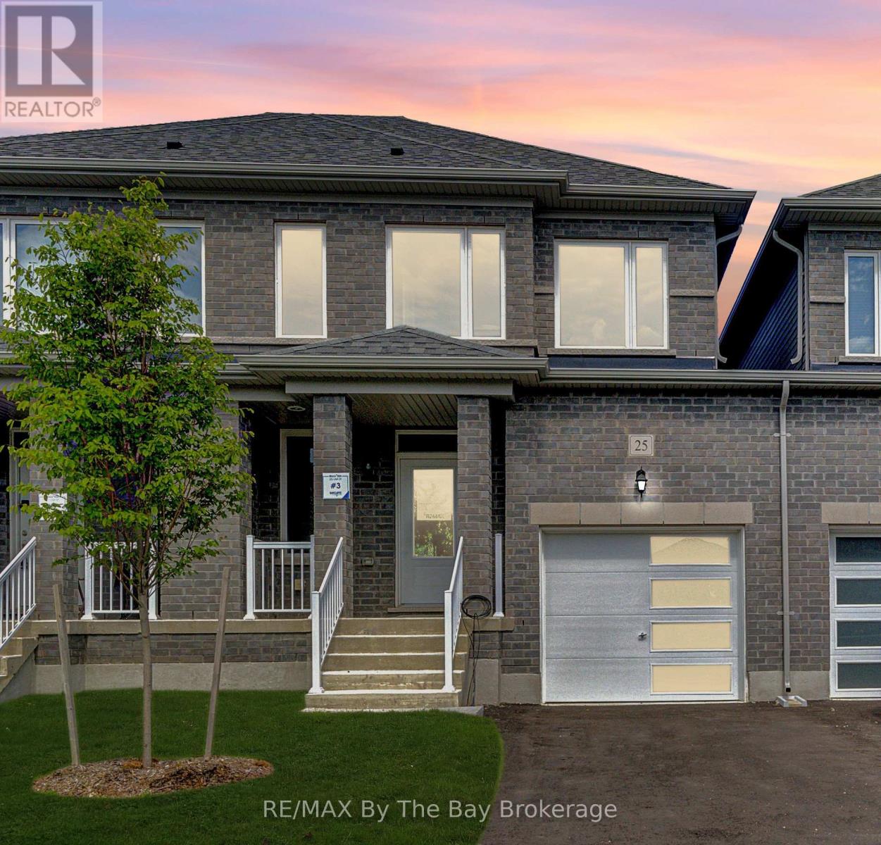 25 LISA STREET, Wasaga Beach, Ontario