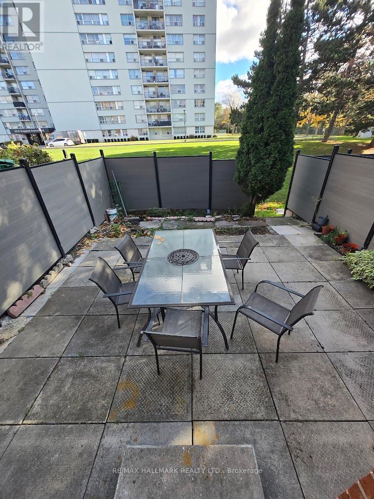 39 John Cabot Way, Toronto, Ontario  M3N 2T5 - Photo 29 - W12500920