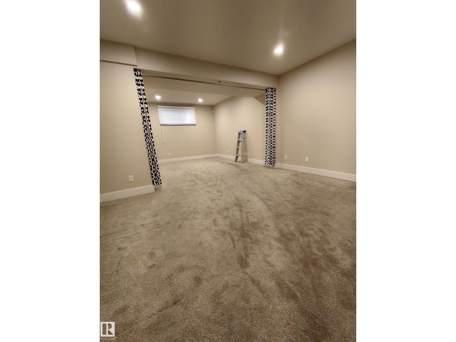 9527 75 Av Nw, Edmonton, Alberta  T6E 1H5 - Photo 31 - E4457693