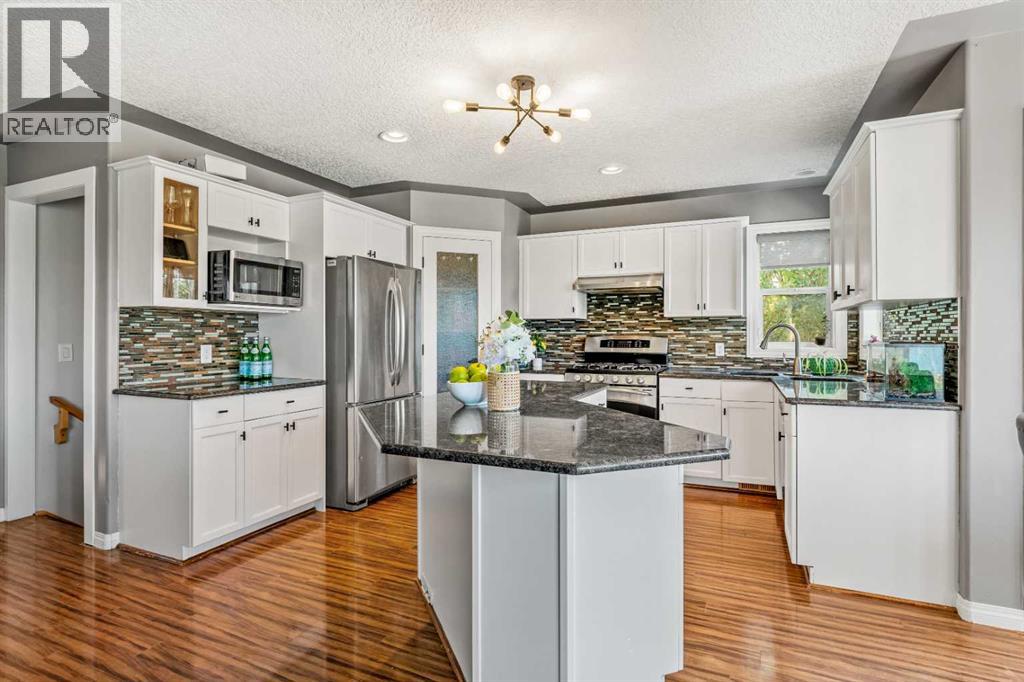 216 Stonegate Place Nw, Airdrie, Alberta  T4B 2P3 - Photo 9 - A2267769