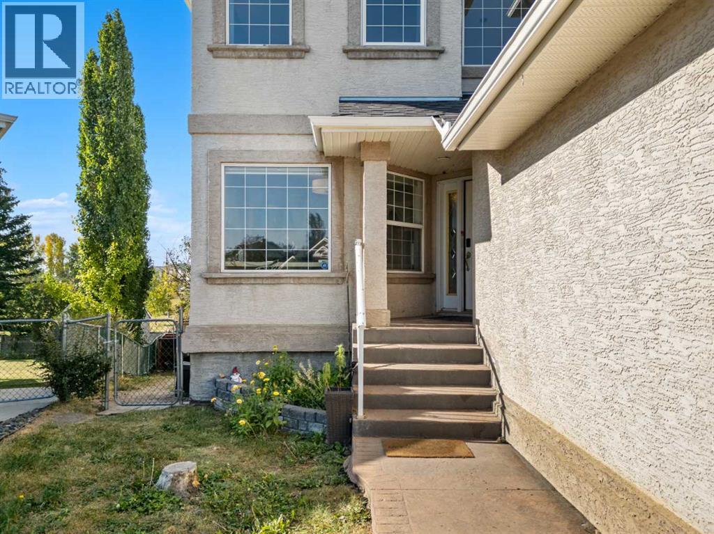 216 Stonegate Place Nw, Airdrie, Alberta  T4B 2P3 - Photo 2 - A2267769