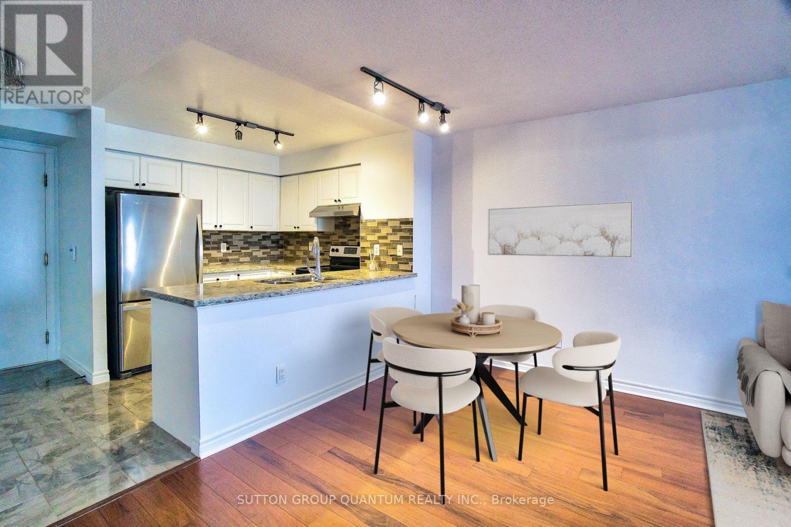 716 - 25 Kingsbridge Garden Circle, Mississauga, Ontario  L5R 4B1 - Photo 3 - W12500830