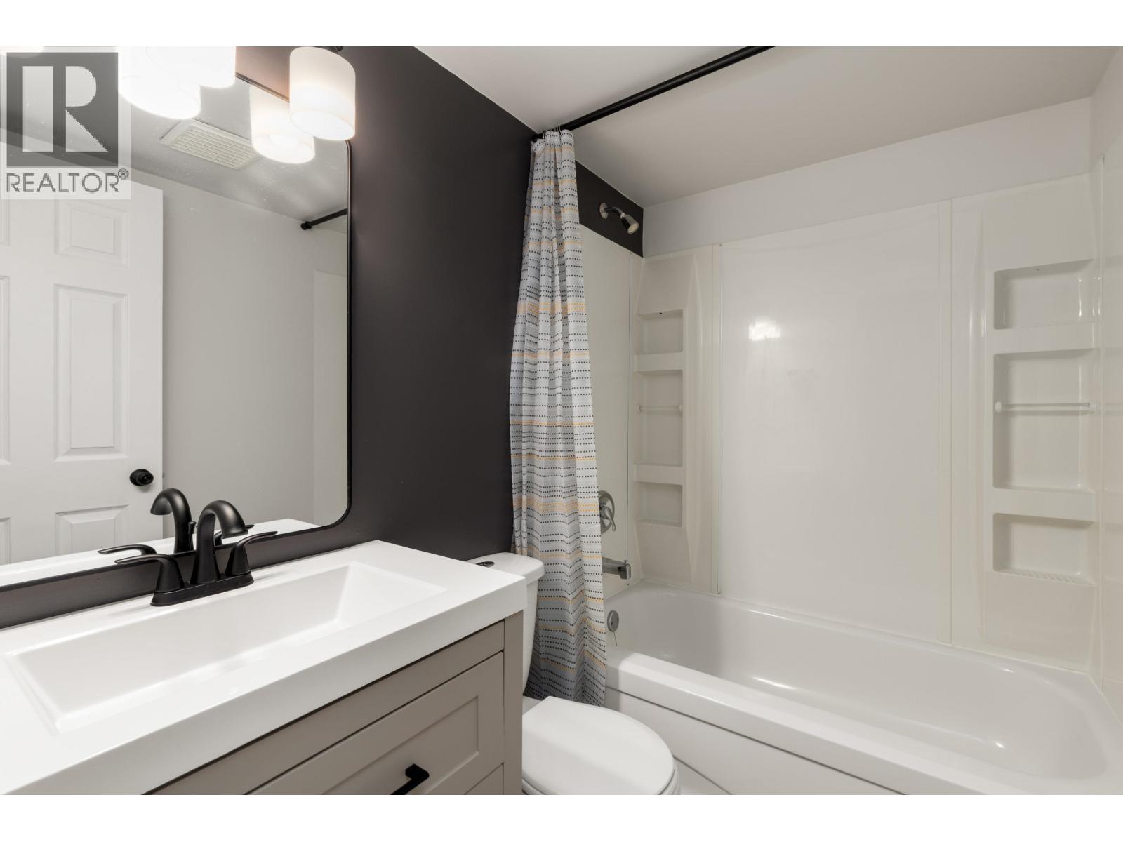 7386 Laurel Street, Pemberton, British Columbia  V0N 2L0 - Photo 19 - R3063869