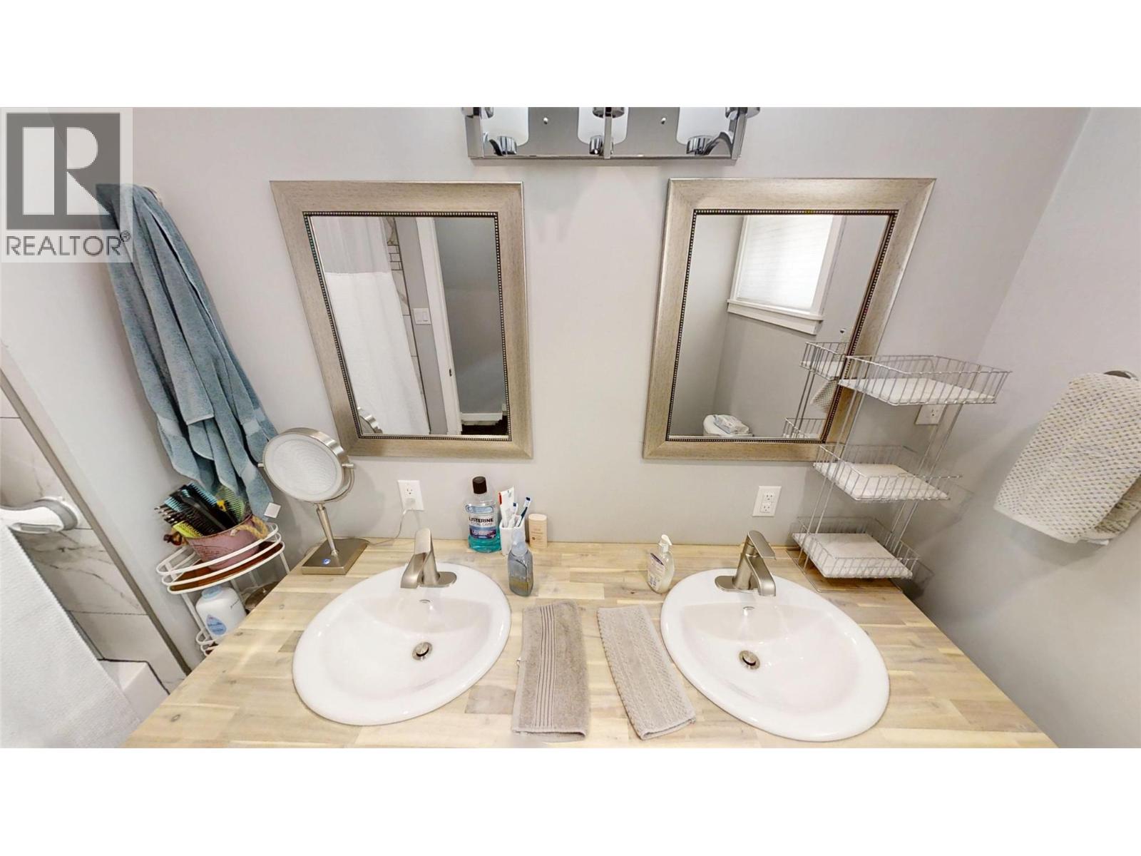 5000 Highway 93 Highway, Radium Hot Springs, British Columbia  V0A 1M0 - Photo 21 - 10350873