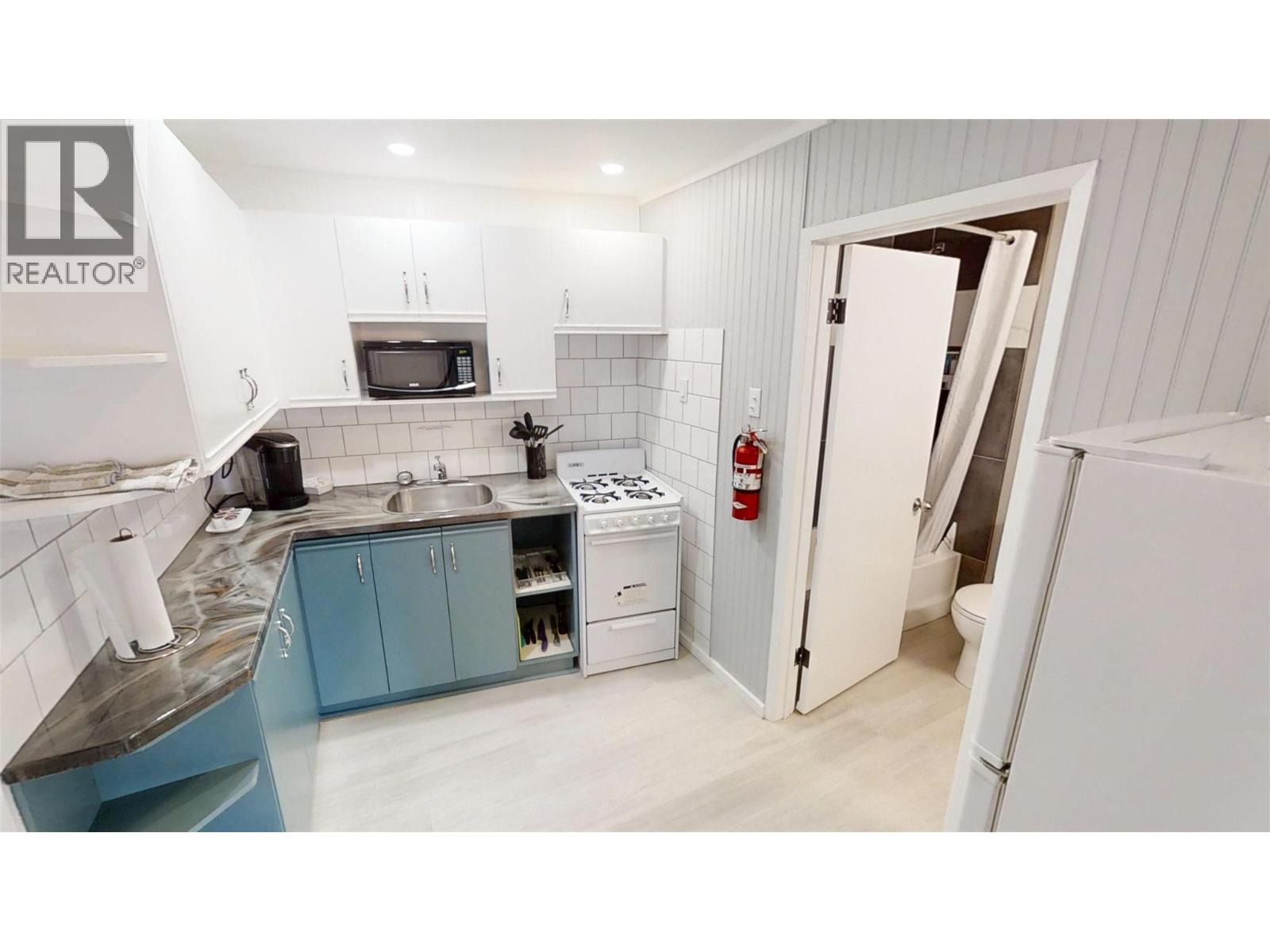 5000 Highway 93 Highway, Radium Hot Springs, British Columbia  V0A 1M0 - Photo 32 - 10350873