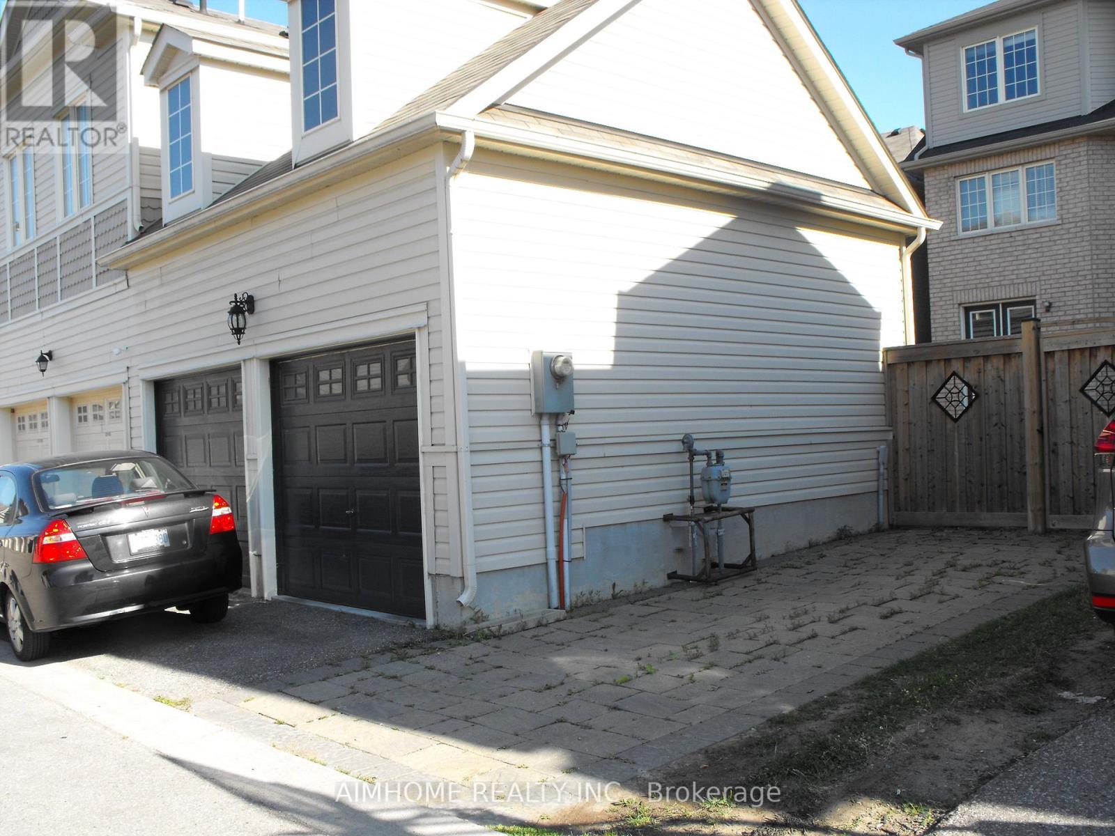 18 Saddlebrook Drive, Markham, Ontario  L6B 1J4 - Photo 25 - N12500846