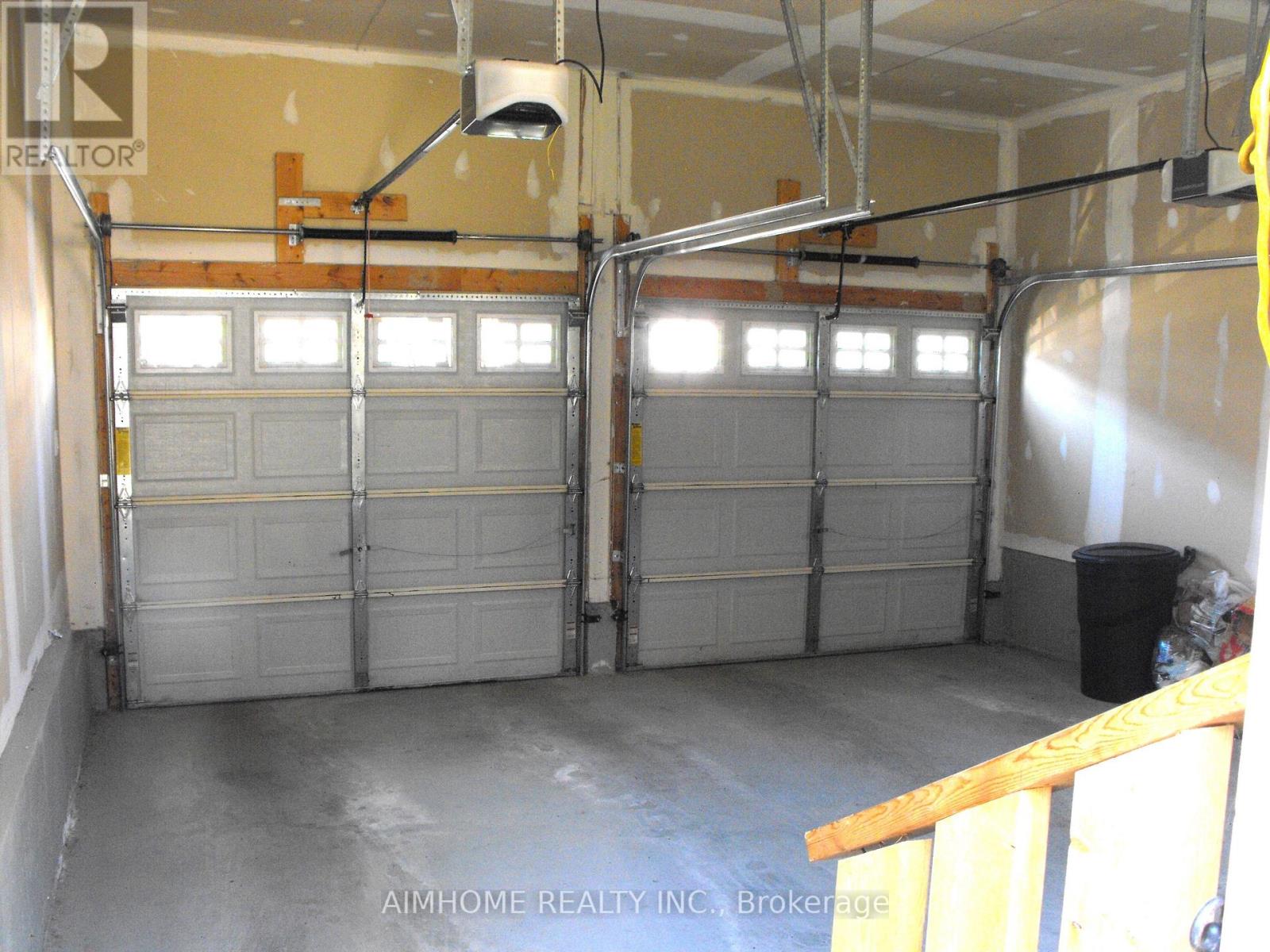 18 Saddlebrook Drive, Markham, Ontario  L6B 1J4 - Photo 24 - N12500846