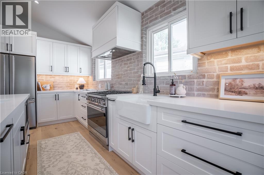 1365 Janina Boulevard, Burlington, Ontario  L7P 1K5 - Photo 13 - 40778610