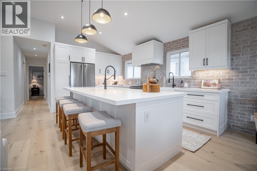 1365 Janina Boulevard, Burlington, Ontario  L7P 1K5 - Photo 12 - 40778610