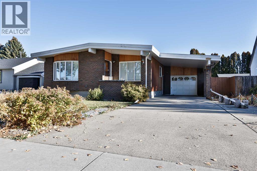 204 Corvette Crescent S, Lethbridge, Alberta