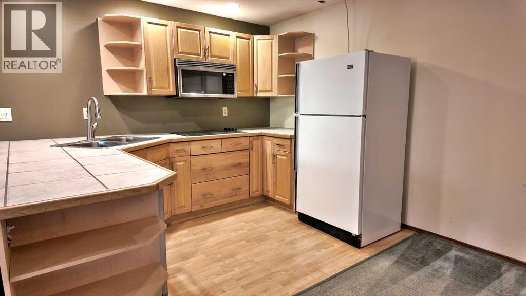 226 Lady Macdonald Drive, Canmore, Alberta  T1W 1H3 - Photo 35 - A2248845