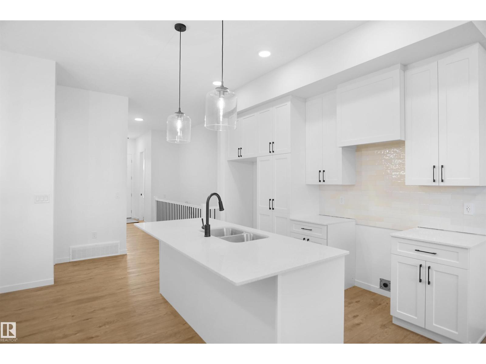 7507 Observer Ln Nw, Edmonton, Alberta  T5G 2S5 - Photo 11 - E4464464