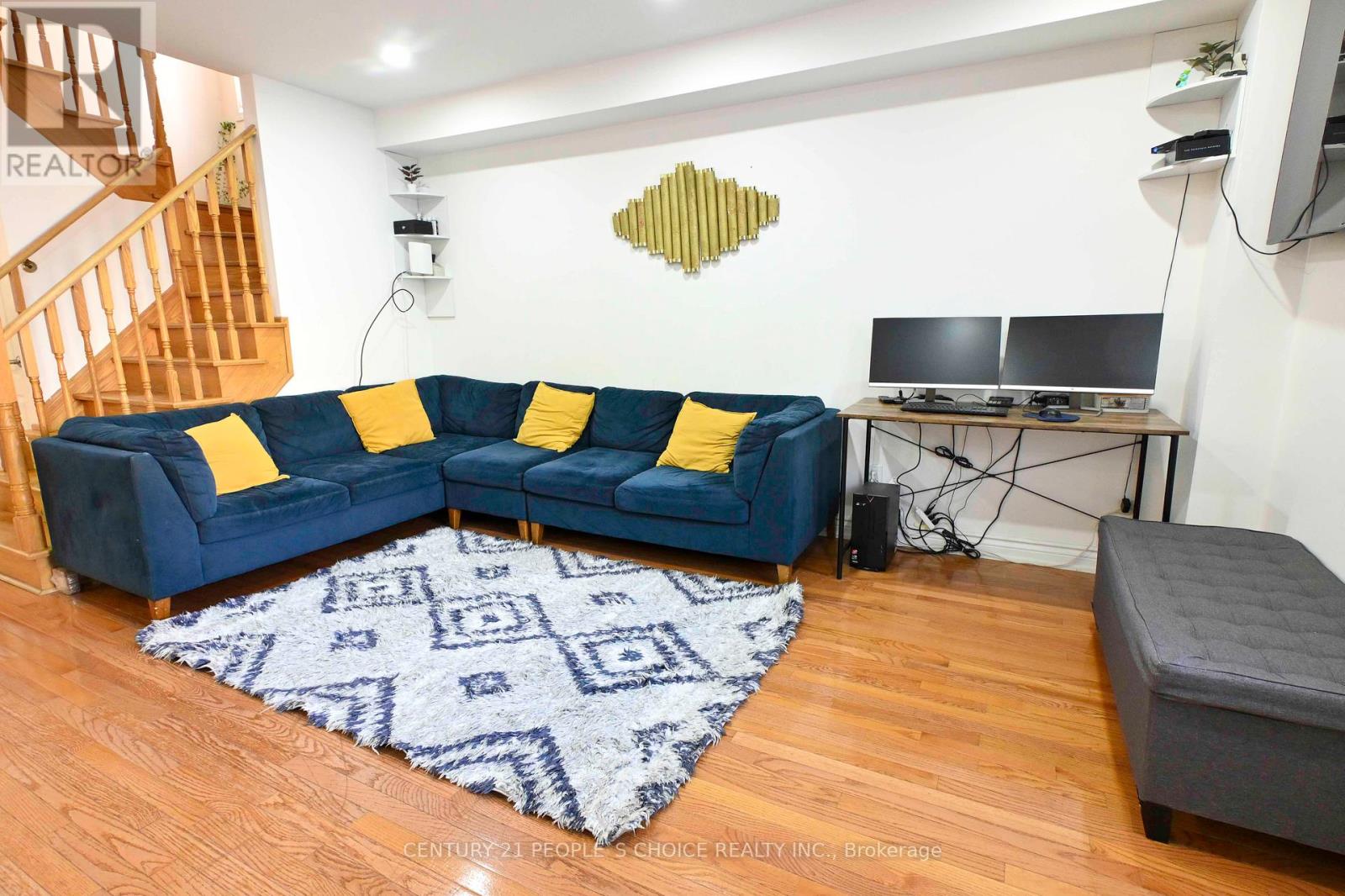 62 Pauline Crescent, Brampton, Ontario  L7A 2V6 - Photo 11 - W12487748