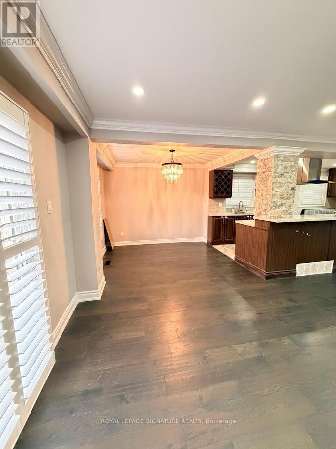 10 Salisbury Circle, Brampton, Ontario  L6V 2Z6 - Photo 16 - W12500930