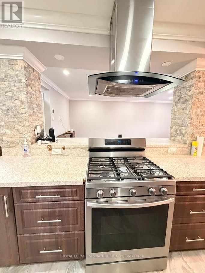 10 Salisbury Circle, Brampton, Ontario  L6V 2Z6 - Photo 20 - W12500930