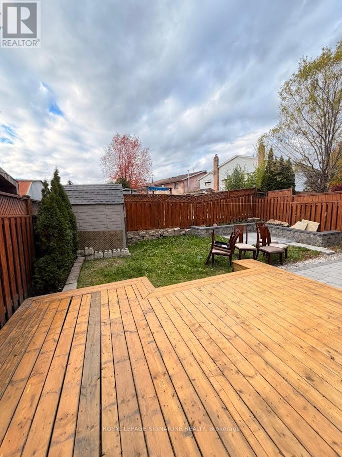 10 Salisbury Circle, Brampton, Ontario  L6V 2Z6 - Photo 23 - W12500930