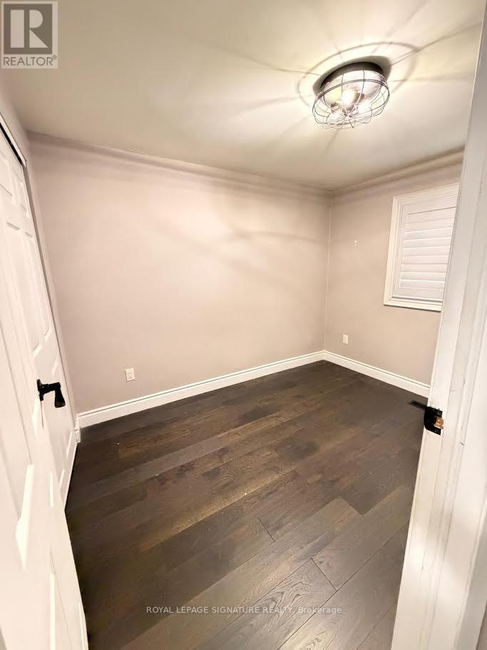 10 Salisbury Circle, Brampton, Ontario  L6V 2Z6 - Photo 6 - W12500930