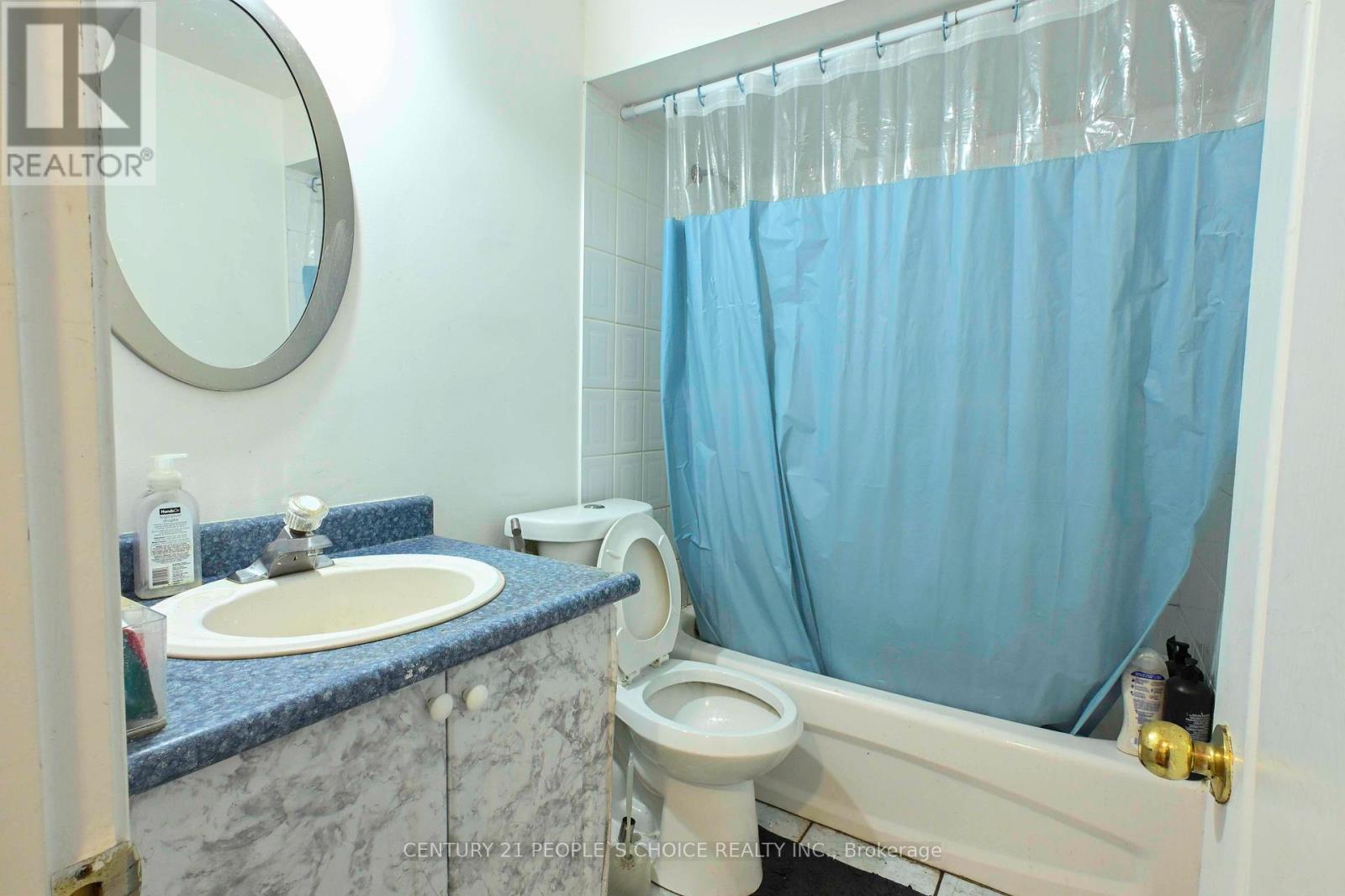 62 Pauline Crescent, Brampton, Ontario  L7A 2V6 - Photo 37 - W12487748