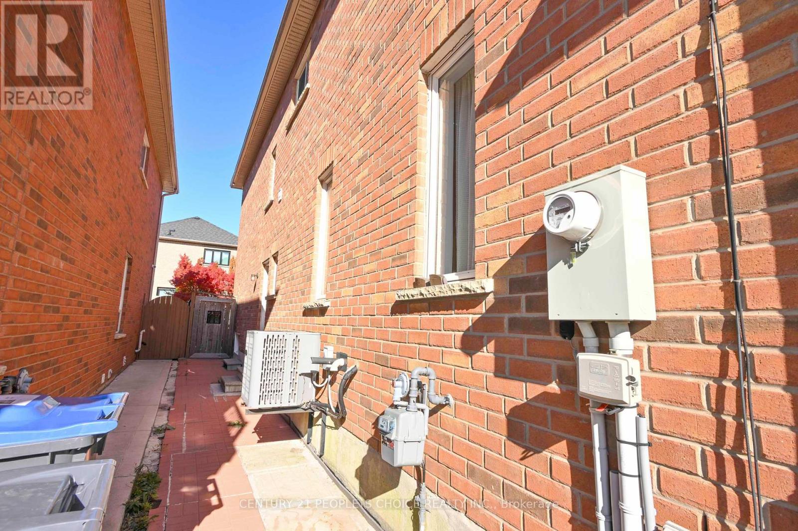 62 Pauline Crescent, Brampton, Ontario  L7A 2V6 - Photo 46 - W12487748