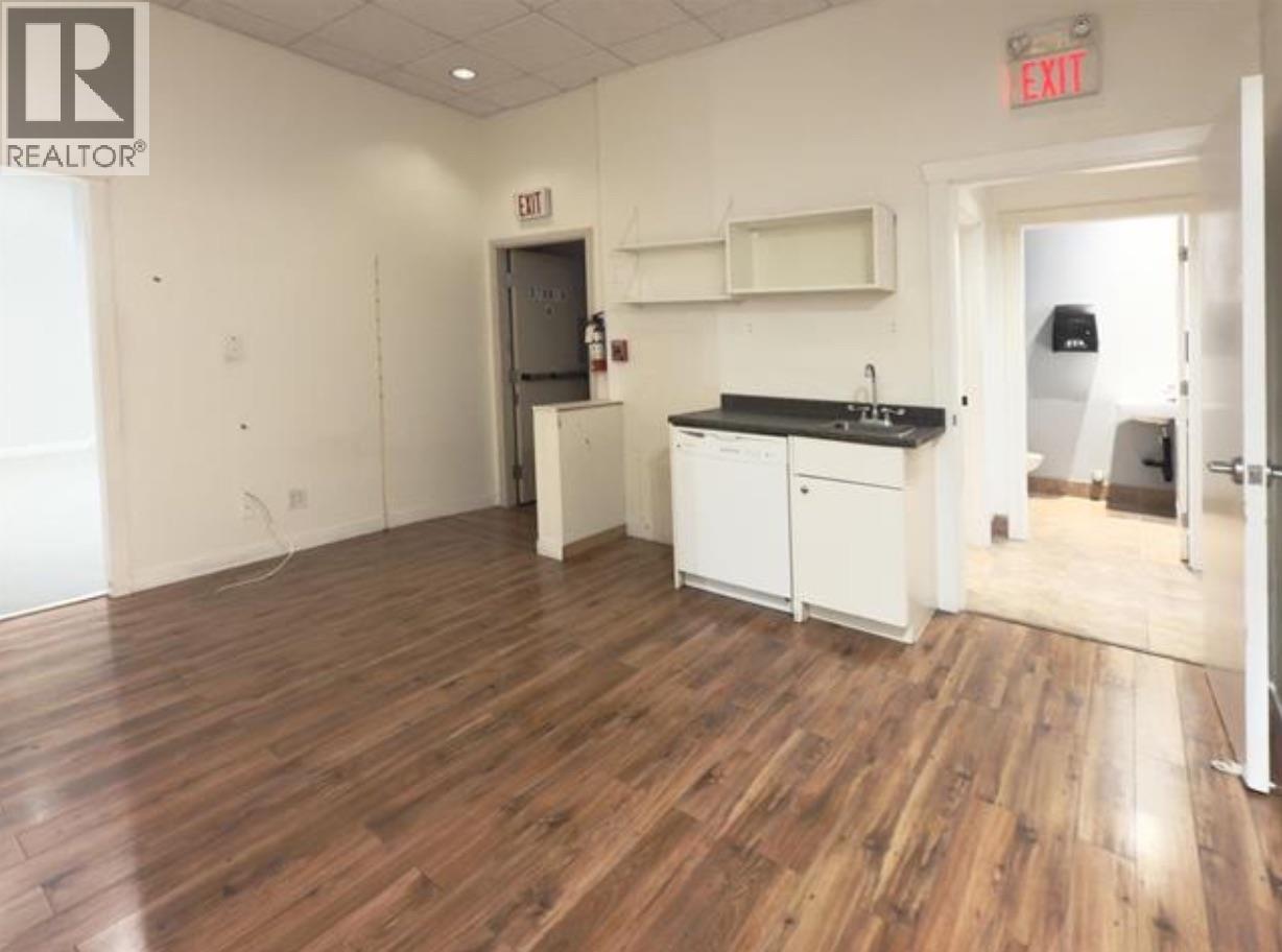 511 Columbia Street, New Westminster, British Columbia  V3L 1B5 - Photo 9 - C8073176