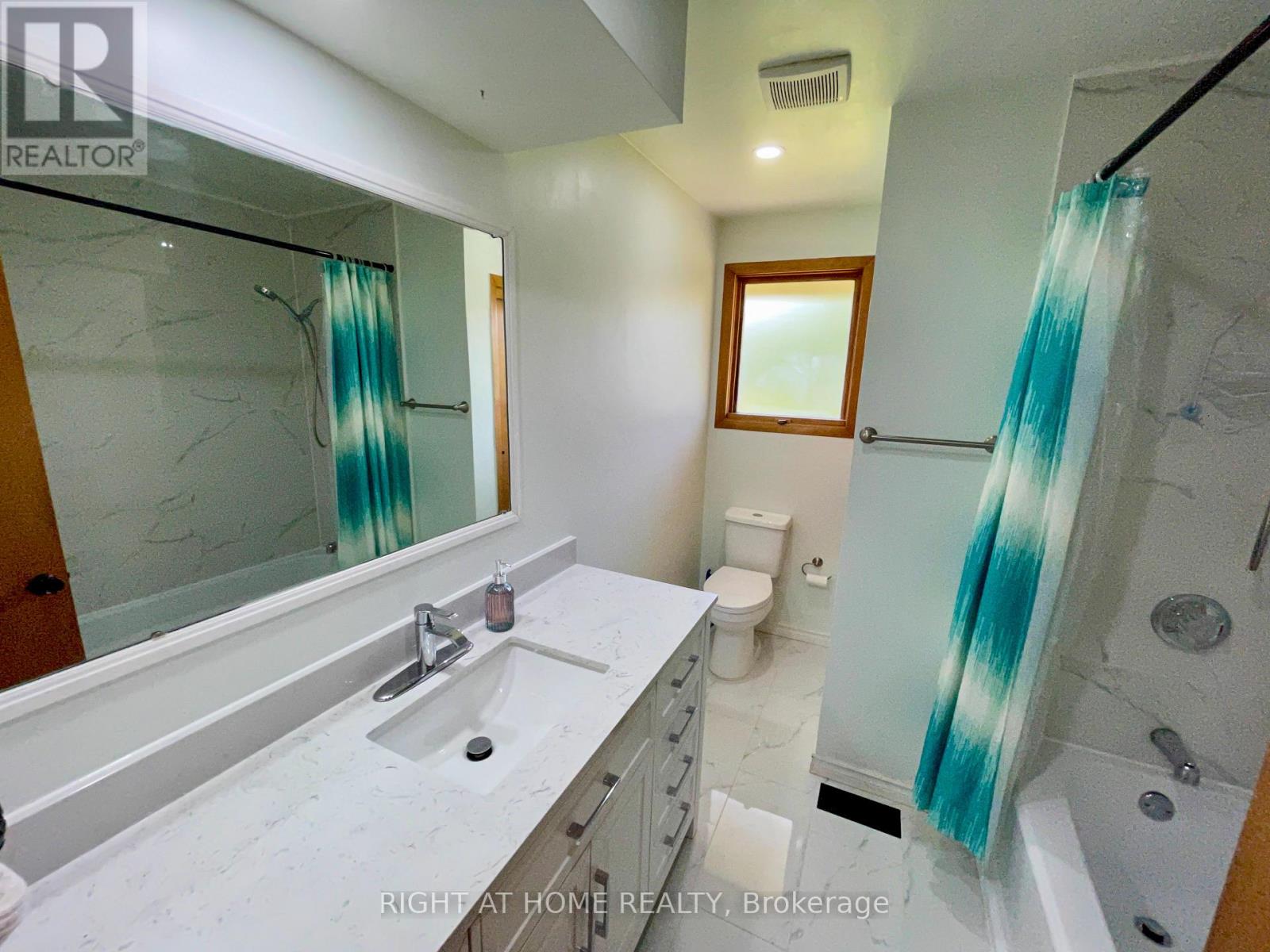 4 Valley Road, St. Catharines, Ontario  L2S 1Y6 - Photo 12 - X12500944