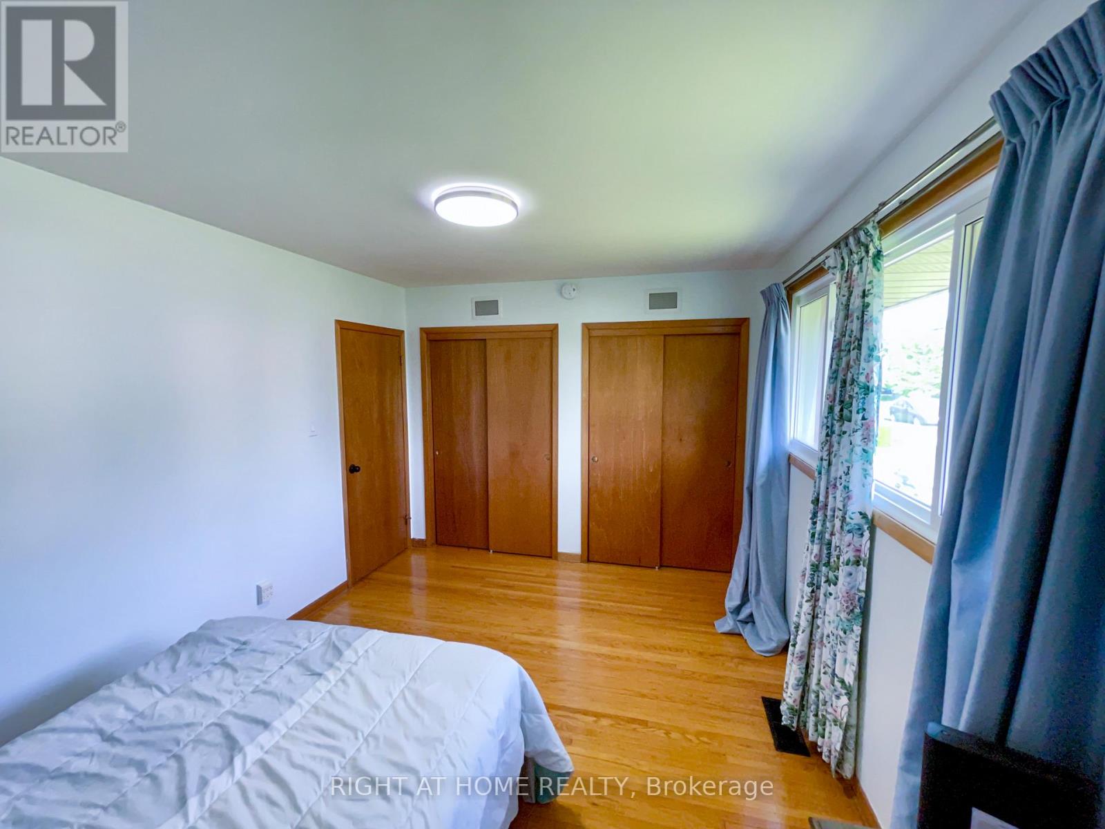 4 Valley Road, St. Catharines, Ontario  L2S 1Y6 - Photo 15 - X12500944