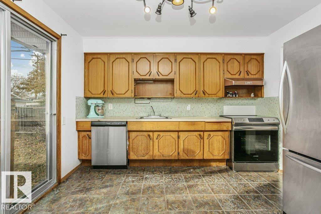 6211 134 Av Nw, Edmonton, Alberta  T5A 0A7 - Photo 15 - E4464469