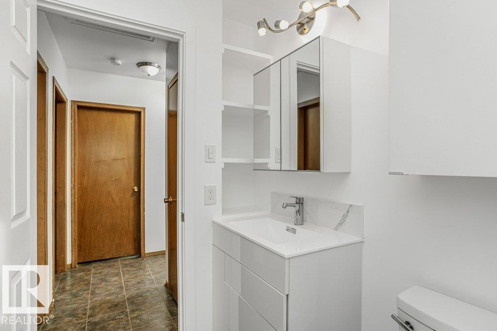 6211 134 Av Nw, Edmonton, Alberta  T5A 0A7 - Photo 21 - E4464469