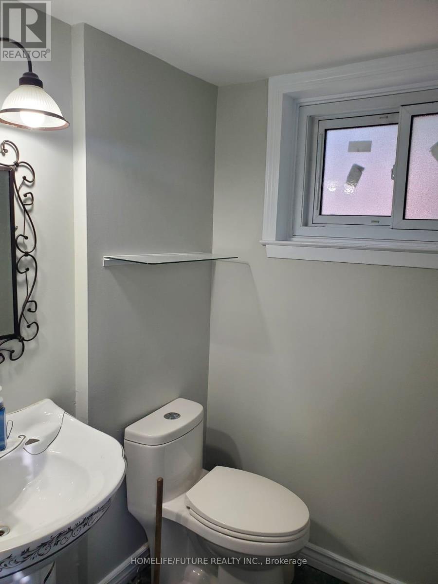 853 Douglas Avenue, Pickering, Ontario  L1W 1N5 - Photo 11 - E12499958