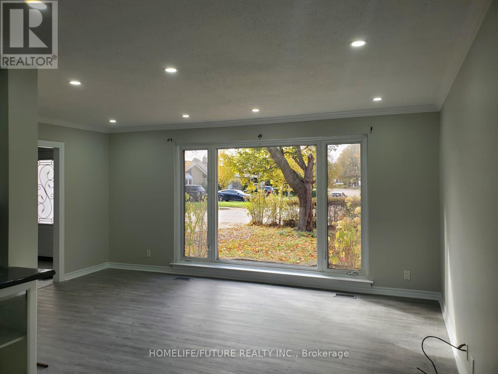 853 Douglas Avenue, Pickering, Ontario  L1W 1N5 - Photo 2 - E12499958