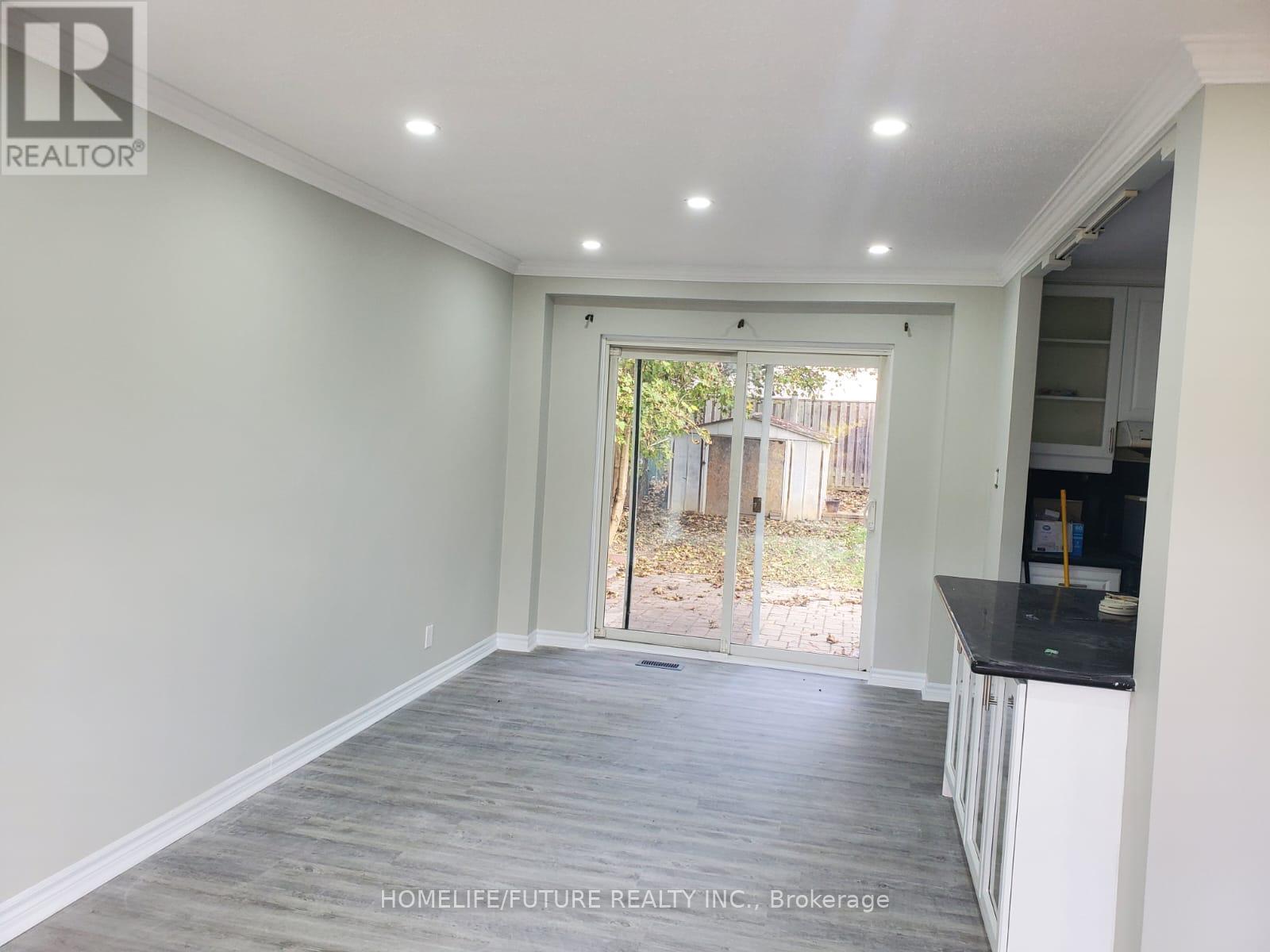 853 Douglas Avenue, Pickering, Ontario  L1W 1N5 - Photo 6 - E12499958