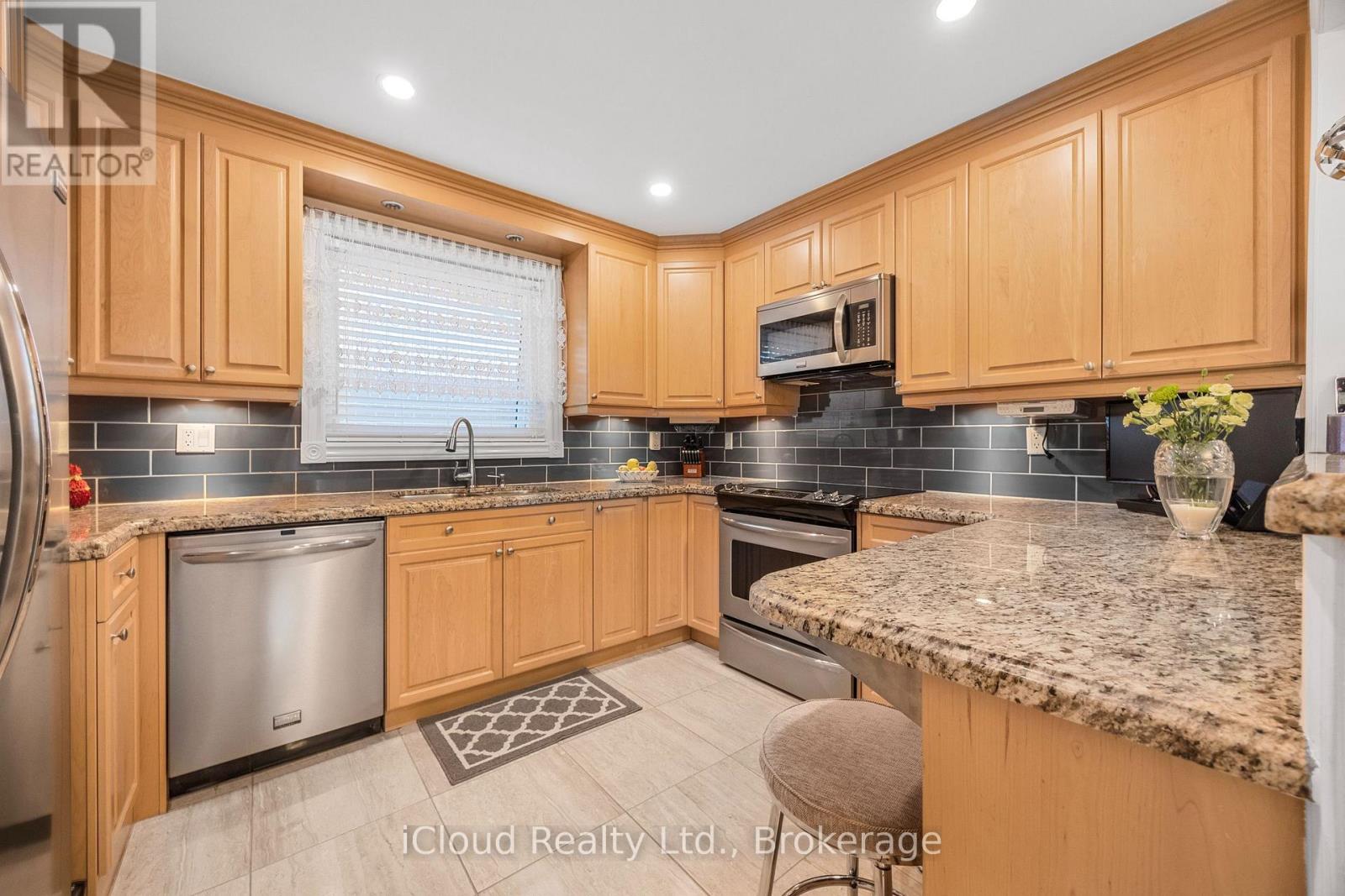 52 KIMBARK DRIVE, Brampton, Ontario