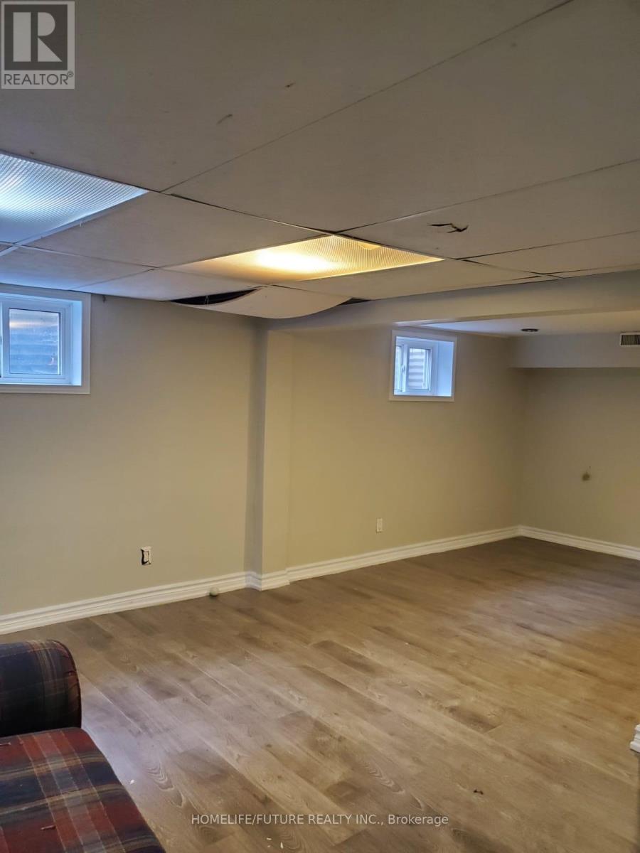 853 Douglas Avenue, Pickering, Ontario  L1W 1N5 - Photo 7 - E12499958