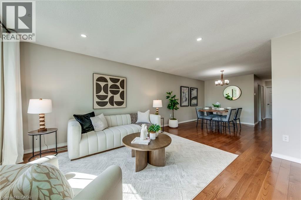 2309 Malcolm Crescent, Burlington, Ontario  L7P 4G8 - Photo 12 - 40777892