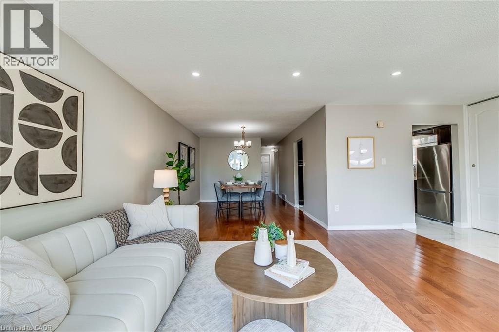 2309 Malcolm Crescent, Burlington, Ontario  L7P 4G8 - Photo 11 - 40777892