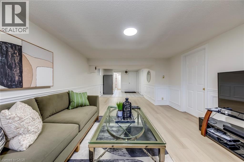 2309 Malcolm Crescent, Burlington, Ontario  L7P 4G8 - Photo 38 - 40777892