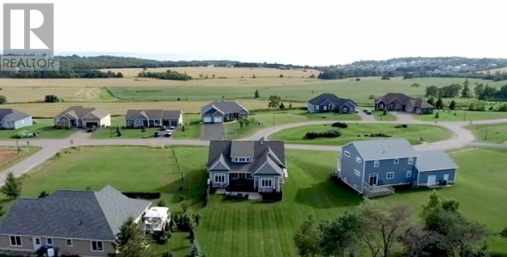 52 Strawberry Lane, Stratford, Prince Edward Island  C1B 0K7 - Photo 4 - 202526894