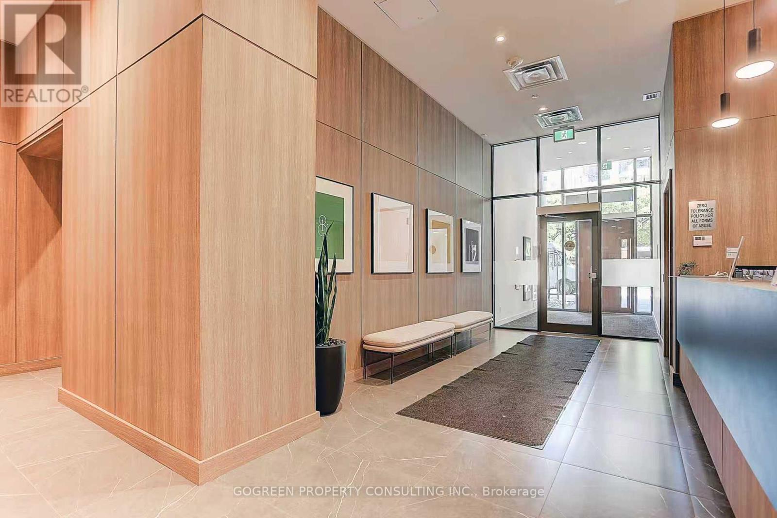 704 - 81 Wellesley Street E, Toronto, Ontario  M5Y 0C5 - Photo 2 - C12500952