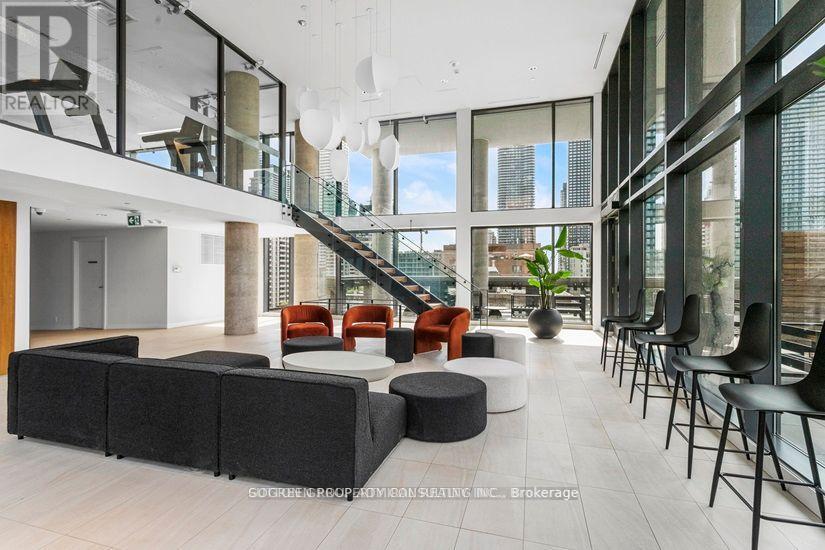 704 - 81 Wellesley Street E, Toronto, Ontario  M5Y 0C5 - Photo 3 - C12500952