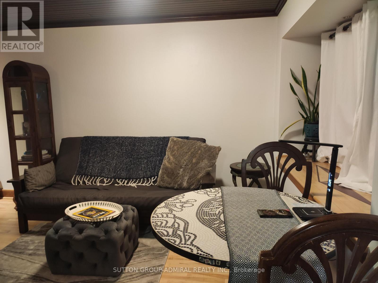 Coach House - 335 Palmerston Boulevard, Toronto, Ontario  M6G 2N5 - Photo 11 - C12500962