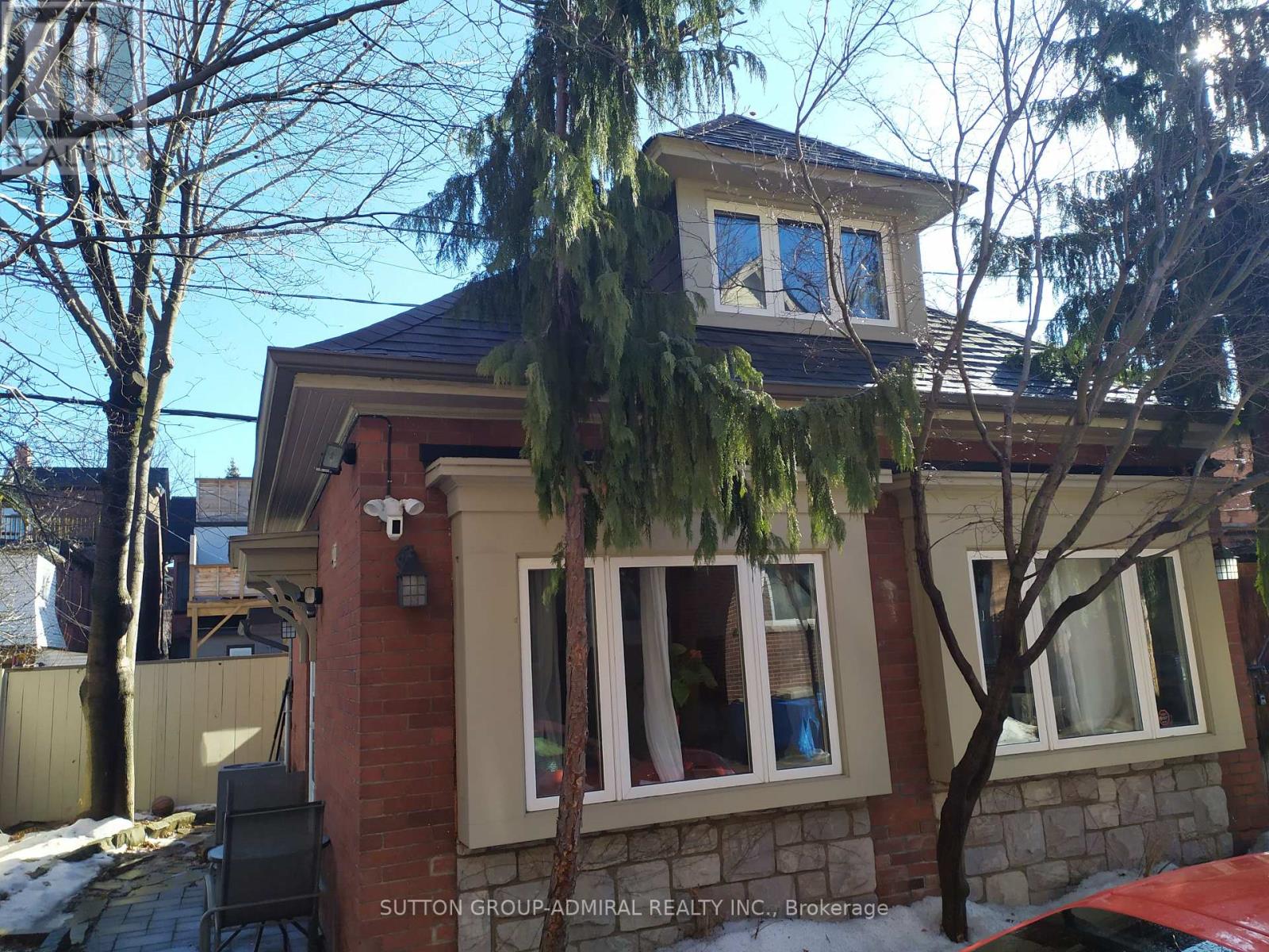 Coach House - 335 Palmerston Boulevard, Toronto, Ontario  M6G 2N5 - Photo 3 - C12500962