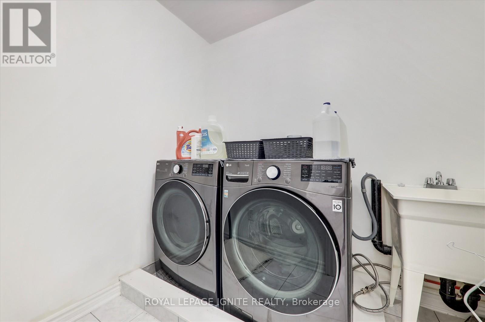 35 Peter Hogg Court, Whitby, Ontario  L1P 0N2 - Photo 25 - E12500974