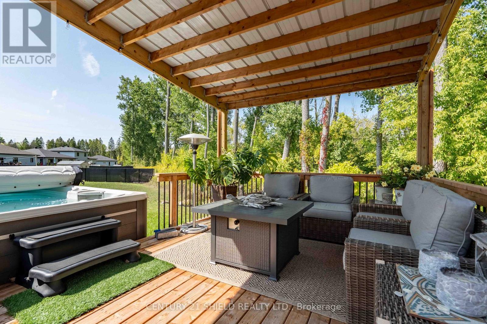 1108 Nicolas Crescent W, Cornwall, Ontario K6J 0C1 - Photo 33 - X12392079