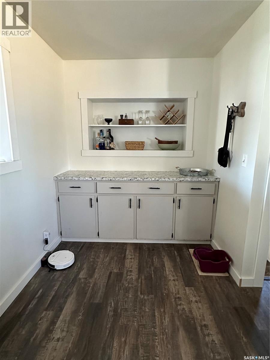 8368 Howard Avenue, Gull Lake, Saskatchewan  S0N 1A0 - Photo 10 - SK022167