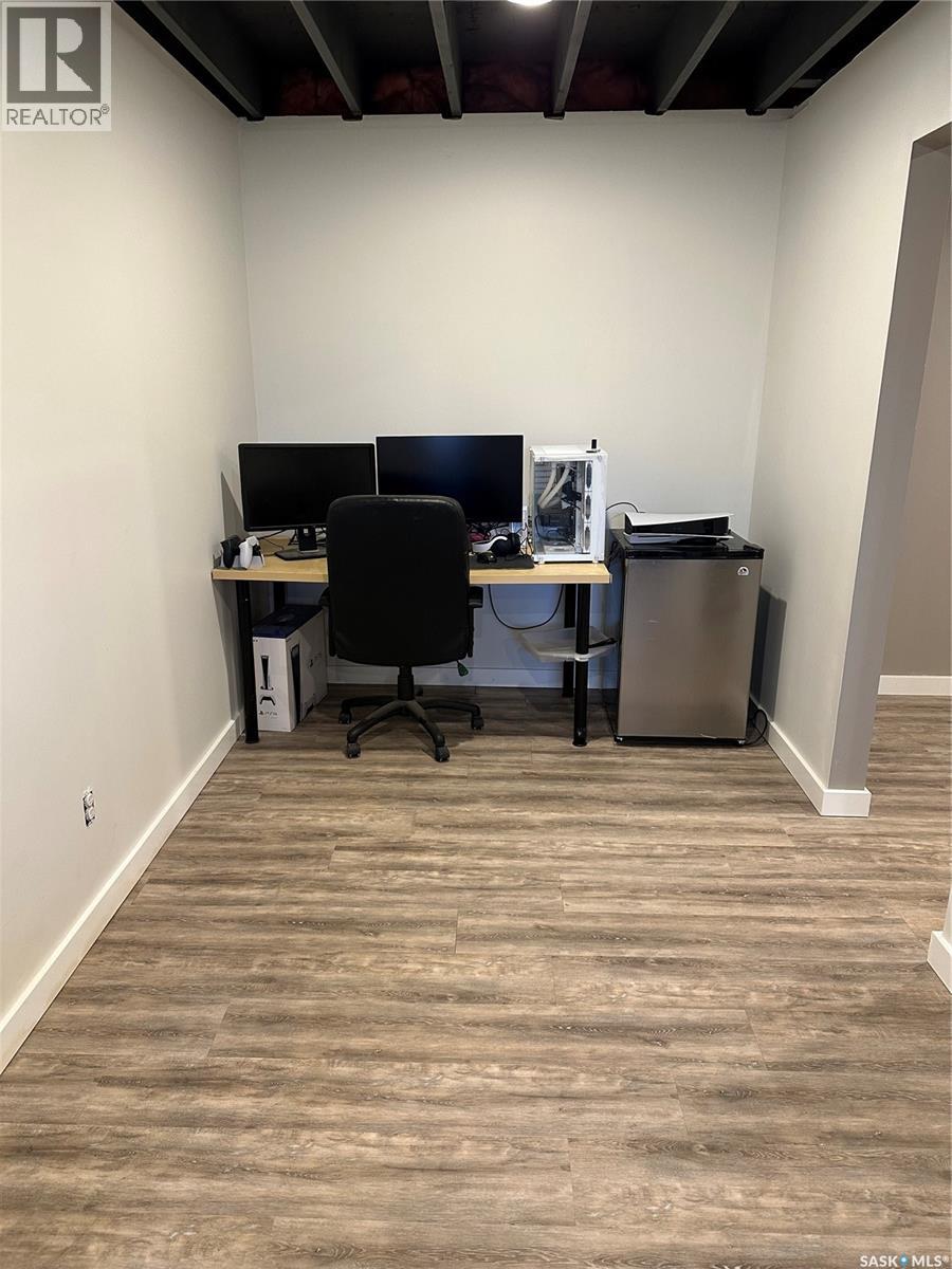 8368 Howard Avenue, Gull Lake, Saskatchewan  S0N 1A0 - Photo 22 - SK022167