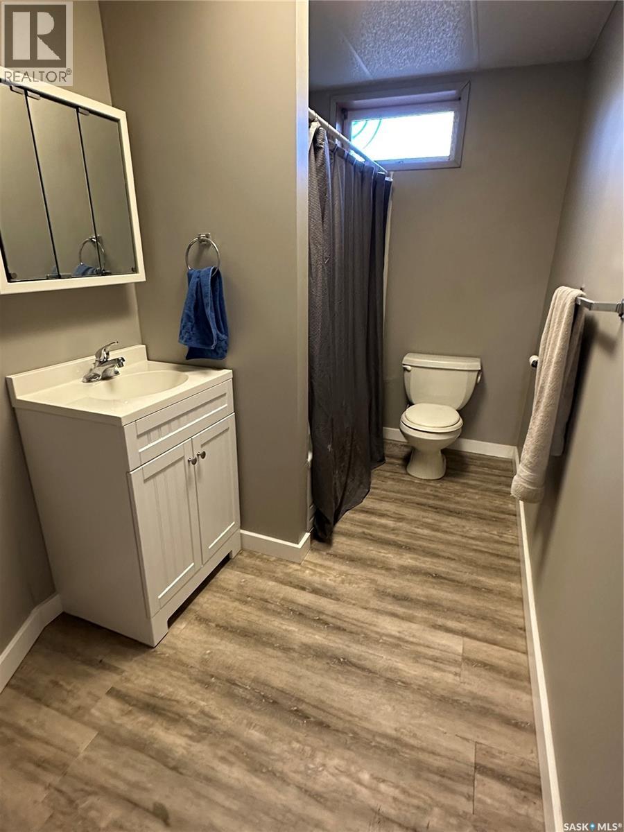 8368 Howard Avenue, Gull Lake, Saskatchewan  S0N 1A0 - Photo 23 - SK022167