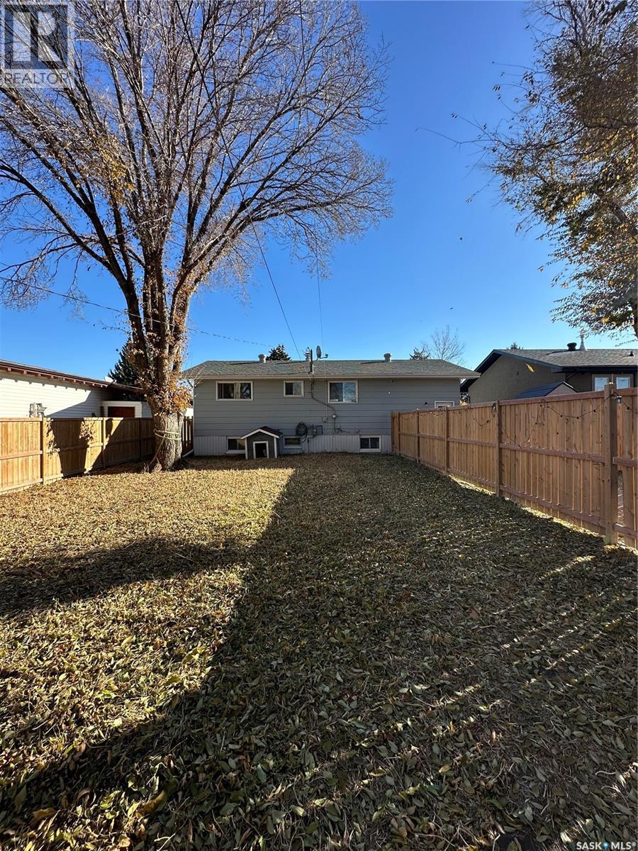 8368 Howard Avenue, Gull Lake, Saskatchewan  S0N 1A0 - Photo 24 - SK022167