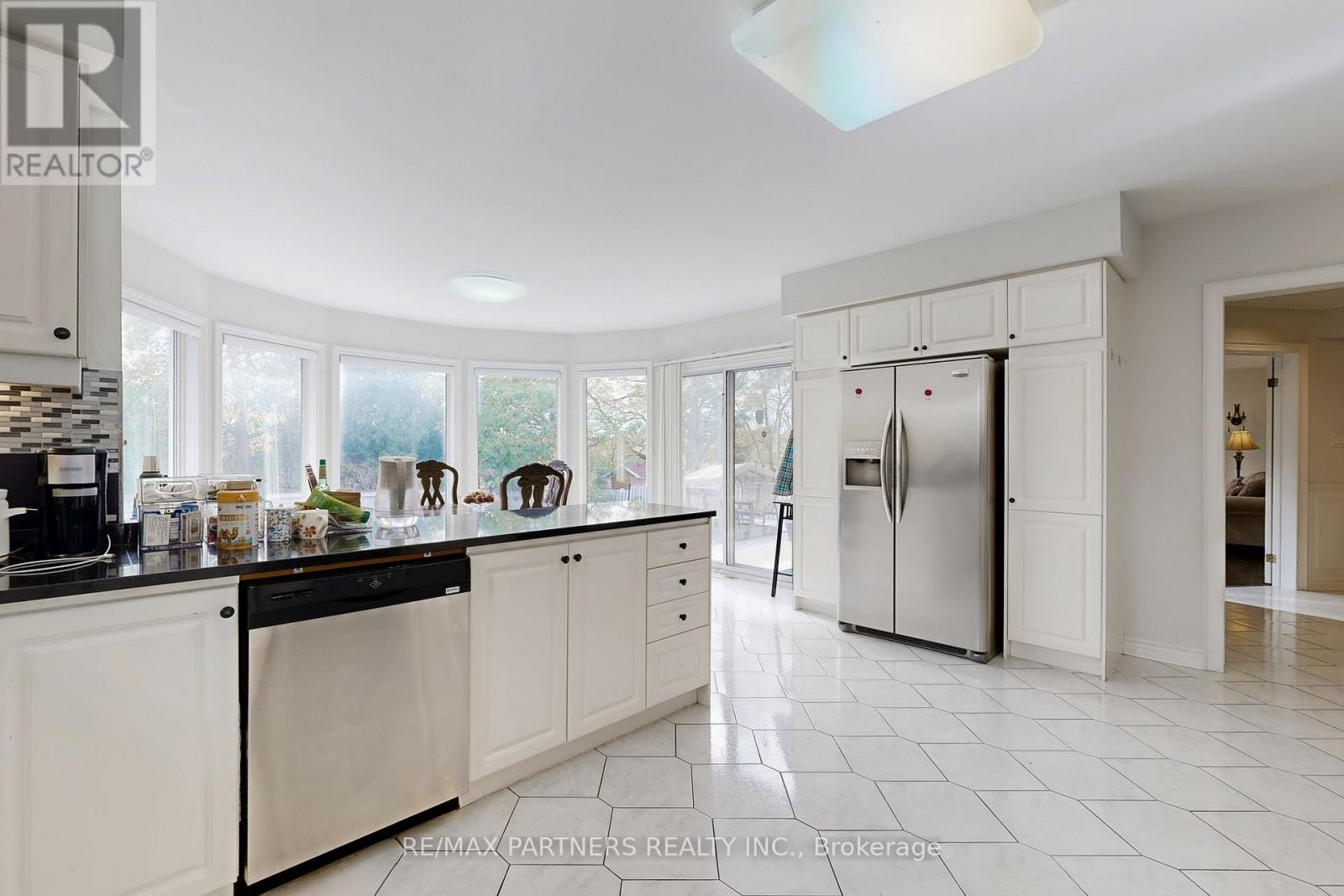 46 Green Ash Crescent, Richmond Hill, Ontario  L4B 3S1 - Photo 12 - N12495808