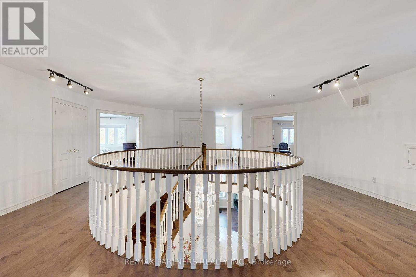 46 Green Ash Crescent, Richmond Hill, Ontario  L4B 3S1 - Photo 14 - N12495808